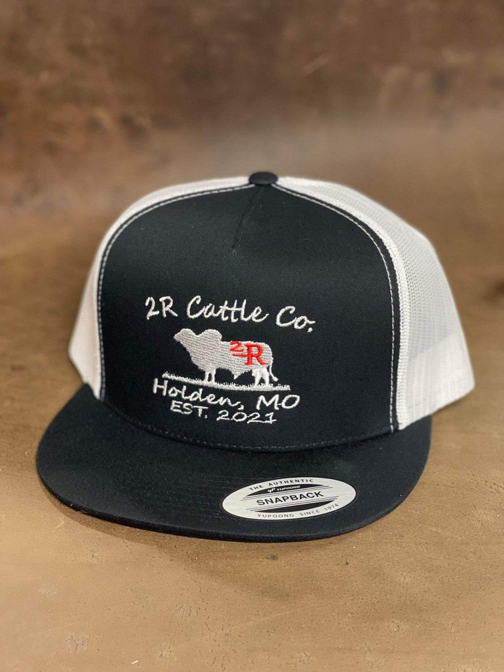 Yupoong classic 2R with cow